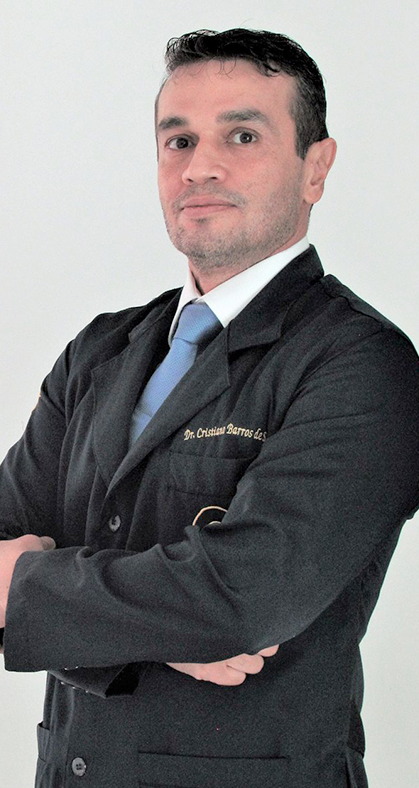 Dr. Cristiano Barros de Sá